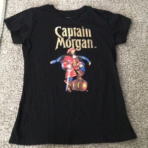 EUC Captain Morgan size M black Tee